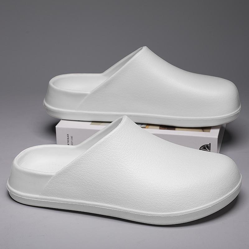 Fashion Men's Summer Outdoor Baotou Slippers Waterproof New Soft Bottom Large Couple Casual Shoes Anti Slip Work Fashion Slippers 2025