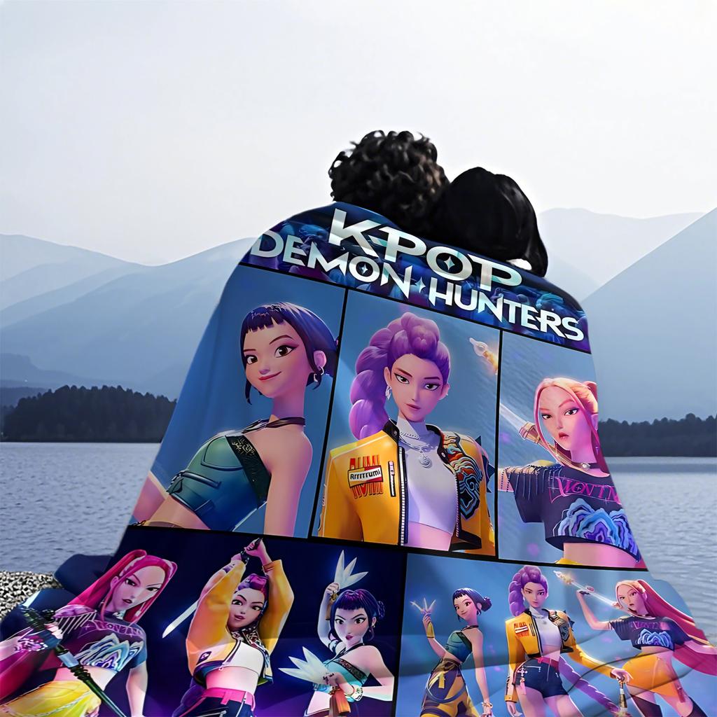 K-Pop Demon Hunters Koc Huntrix Girl Team Koc Flanelowy Prezent dla Fana Odpowiedni do Domu Wypoczynku Kempingu Wielofunkcyjny Koc