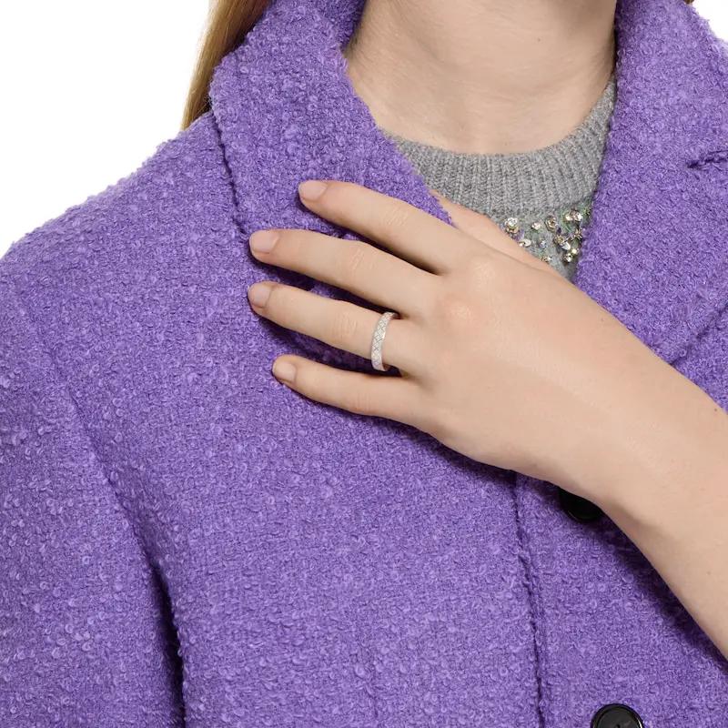 Gucci Diamond Pattern Engraved Shiny 925 Silver Ring Unisex rings 843813J8400
