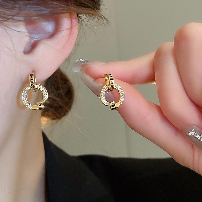 Hadí diamantové C pecky náušnice dámské univerzální náušnice módní náušnice s temperamentem