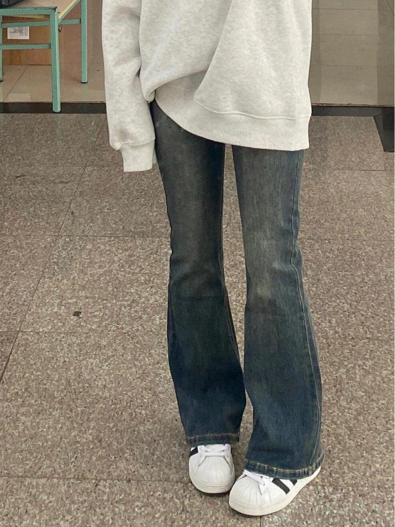 Cement Gray High-Waisted Micro-Flare Jeans with Plus Velvet for Women - Autumn/Winter Slimming Pear-Shaped Fit