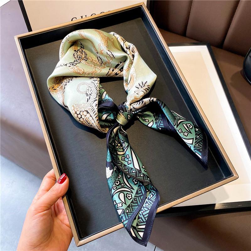 100% Natural Silk Square Scarf Women Bandana Headscarf Scarves Shawls Square Neck Foulard Wraps cachecol femme schals bufanda