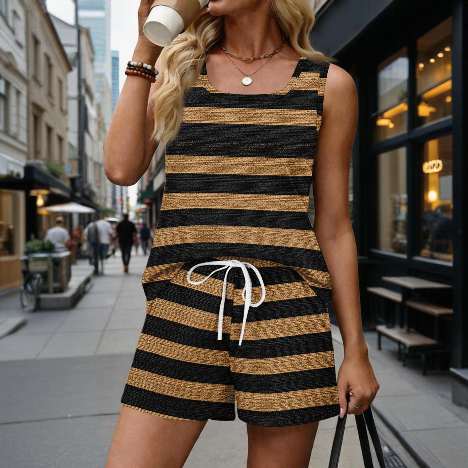 

Women s Summer Casual Shorts Two-Piece Set with Striped Print Vest, Square Neck, Sleeveless Sportswear with Pockets S чорний