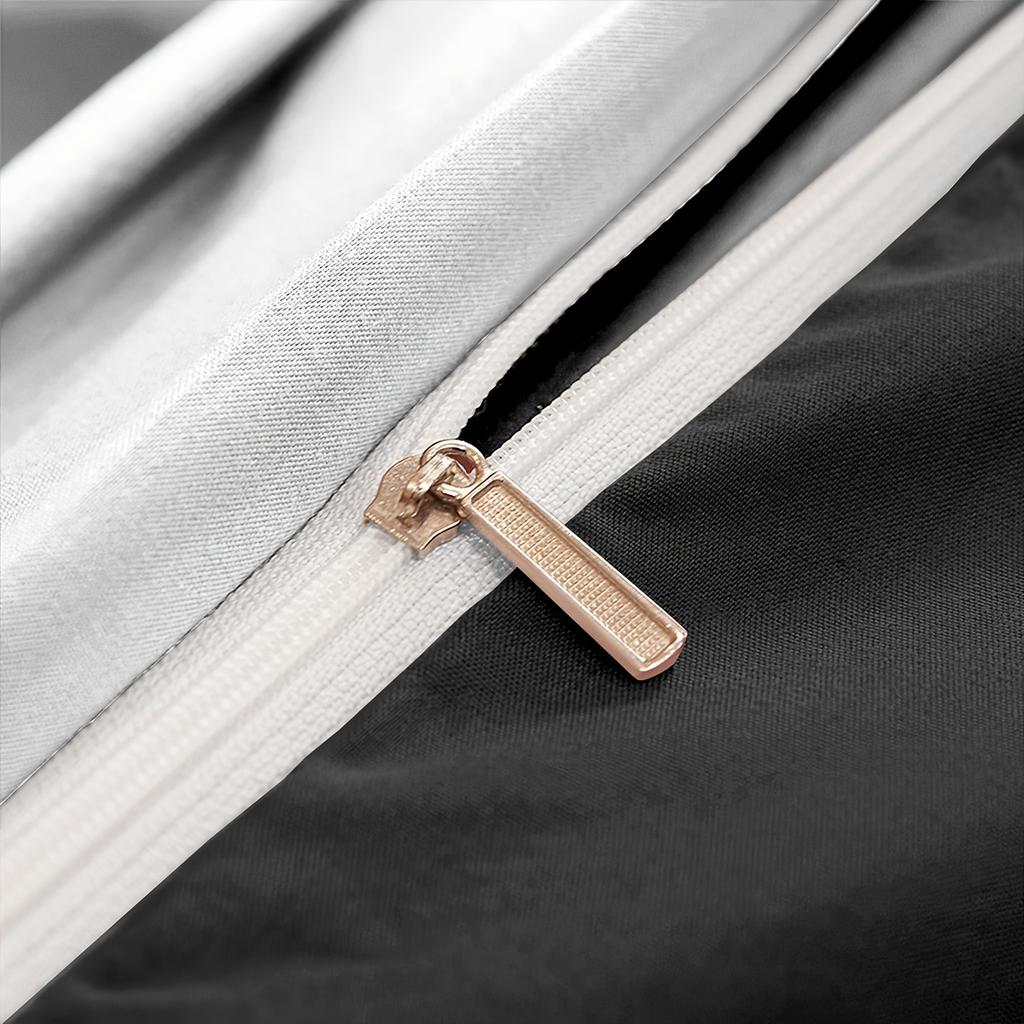 Luxury Black And Golden Floral Duvet Cover Set, Polyester, Lightweight All-Season Bedding With Zipper Closure Digital Print