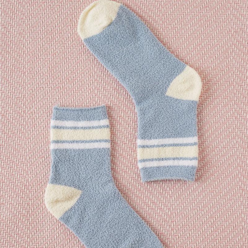 Monfoot Women S Two Tone Color Sleep SockS