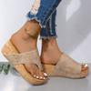 Fashion Summer Rivet Chunky Platform Slippers for Women 2025 Casual Solid Beach Flip Flops Female Plus Size Wedges Women'slippers