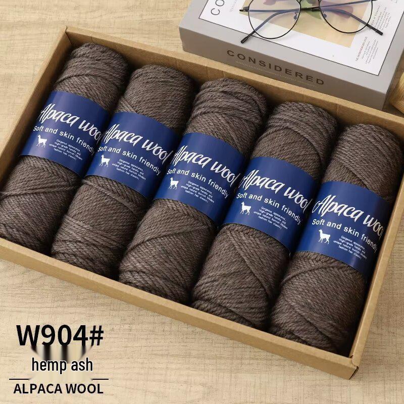 Soft Alpaca Yarn: Comfortable, ideal for hand-knitting scarves and other medium-thick projects.