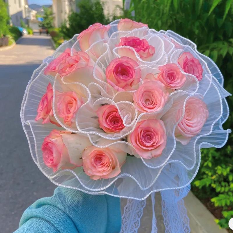 White Floral Packaging for Bouquets Flower Wrapping Paper Pearl Wave Decorative Mesh Wrapping Paper Wrinkled Gift Packaging