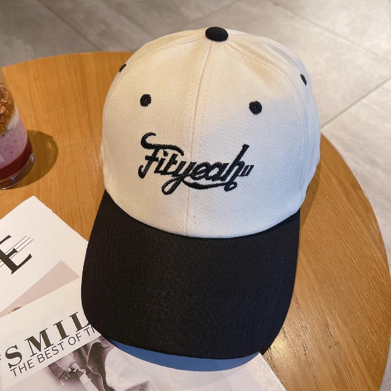 

Шапка женская новая модная весенне-летняя бейсболка маленькая свежая и модная контрастная цветная кепка пара универсальная спортивная шапка Adjustable чёрный