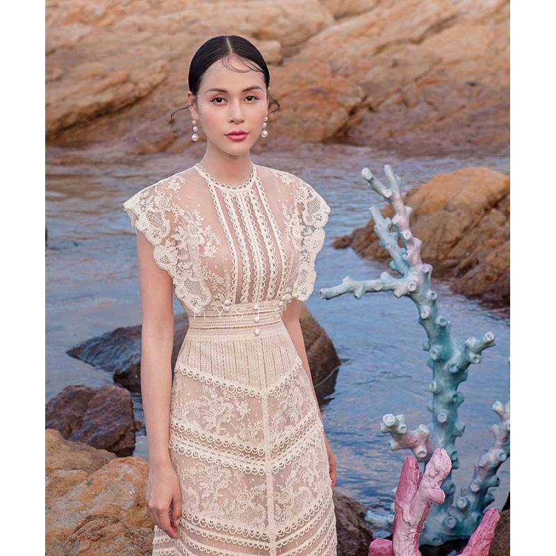 

2025 Lace Mesh Embroidery Patchwork Midi Dress Medium