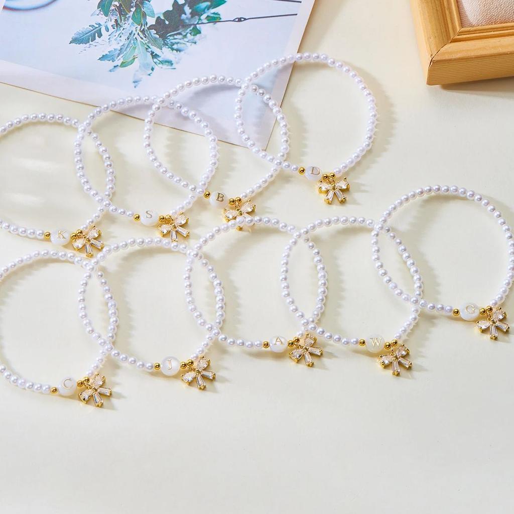 Imitation Pearl 26-Letter Initial Bracelet For Women, Light Luxury Zircon Bow Pendant Bracelet, Girl'S Wrist Jewelry Gift.