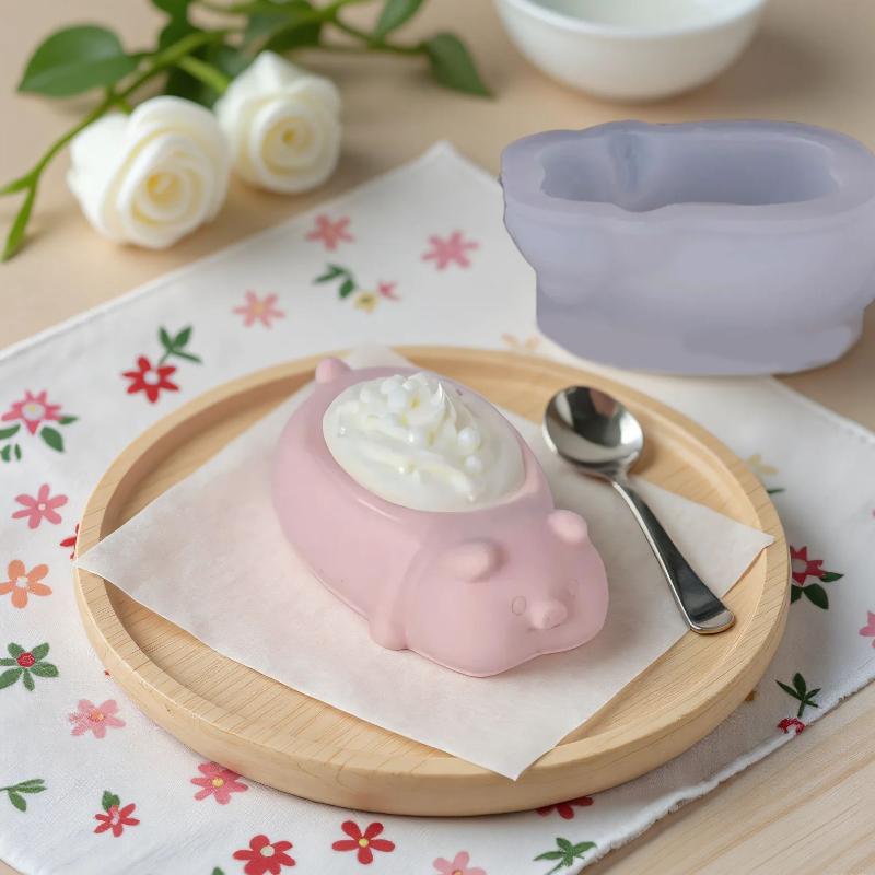 Cartoon Pig Shaped Mold Pig Skin Silicone Mold DIY Oven Free Mousse Cake Chocolate Milk Jelly Dessert Baking Mold