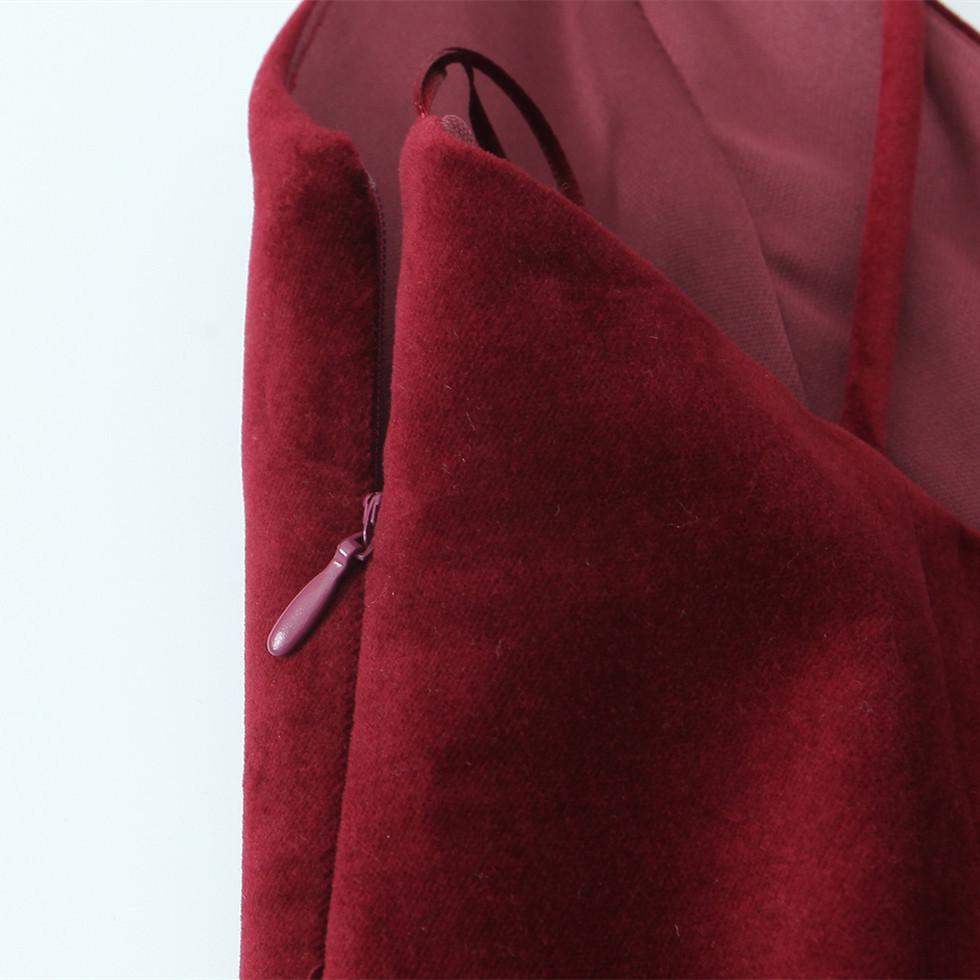 Spring 2025 Women's V-Neck High-Waist Corduroy Suspender Dress