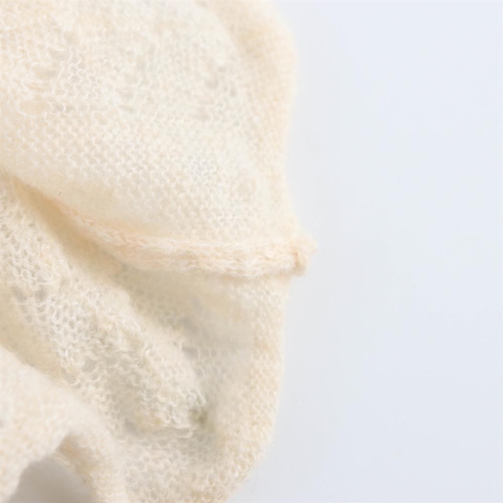 2025 Spring Women's V-Neck Knit Top with Layered Decoration - Sweet and Simple Style