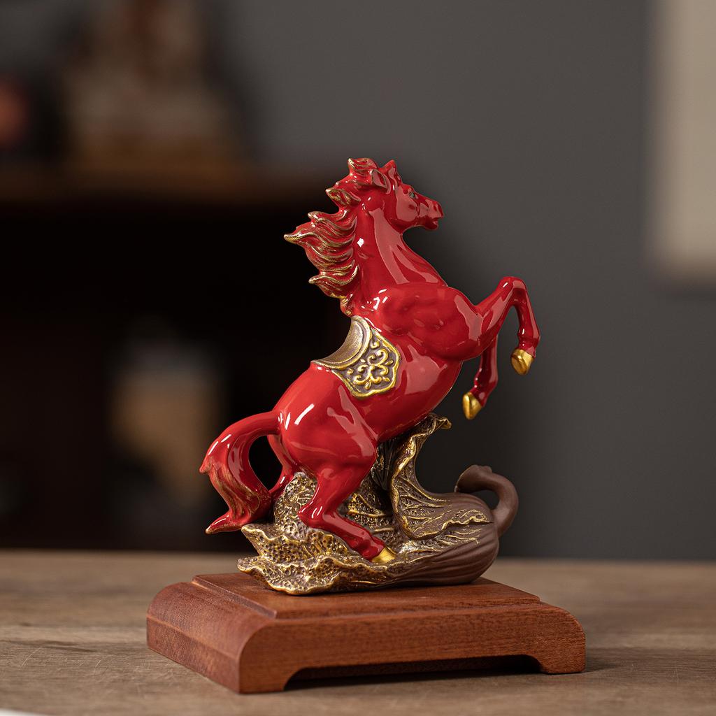 Ceramic Horse Small Ornament for Attracting Wealth, Suitable As a Decorative Ornament for Living Room, Wine Cabinet, Horse Carft