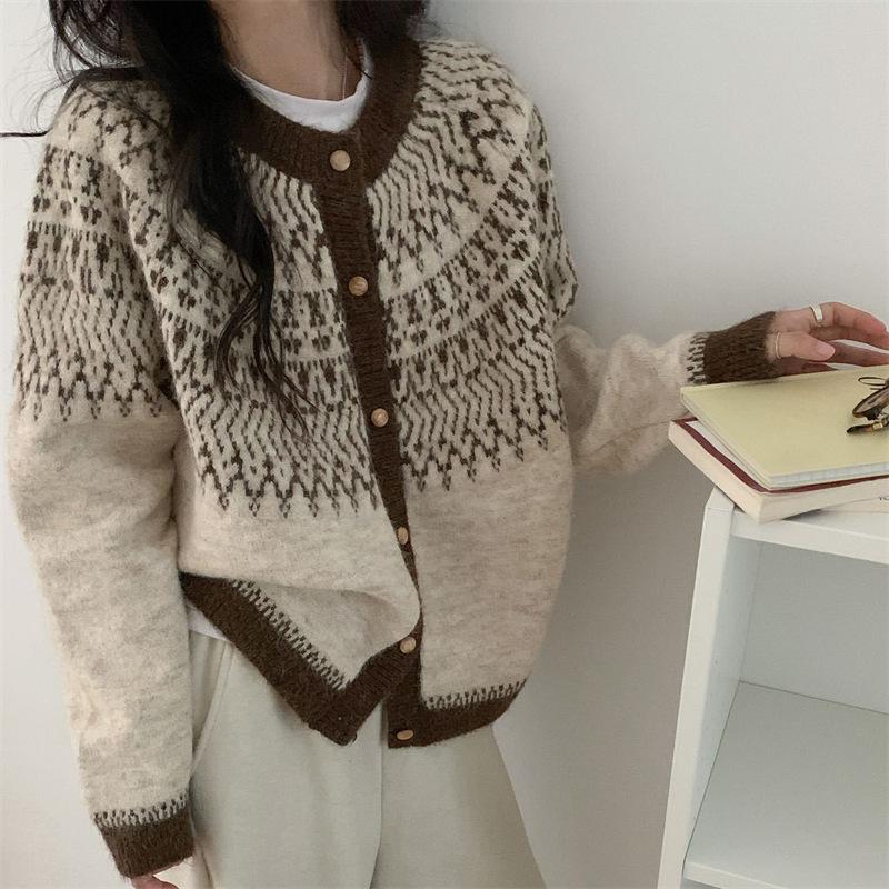 1011 Korean Fair Island sweater women's coat autumn and winter new loose and versatile gentle wind soft waxy knitted cardigan women