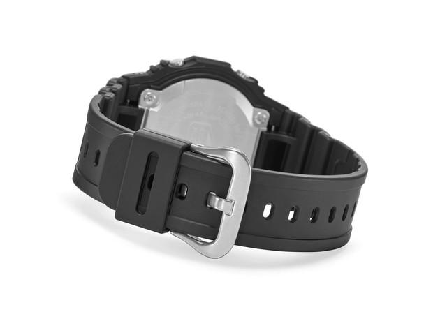 CASIO G-SHOCK 5600 SERIES Men's Waterproof Radio Solar Digital GW-M5610U-1 NEW
