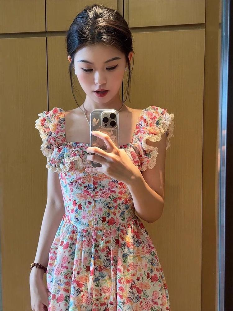 Seaside Summer Chic Floral Short Sleeve Slimming Dress