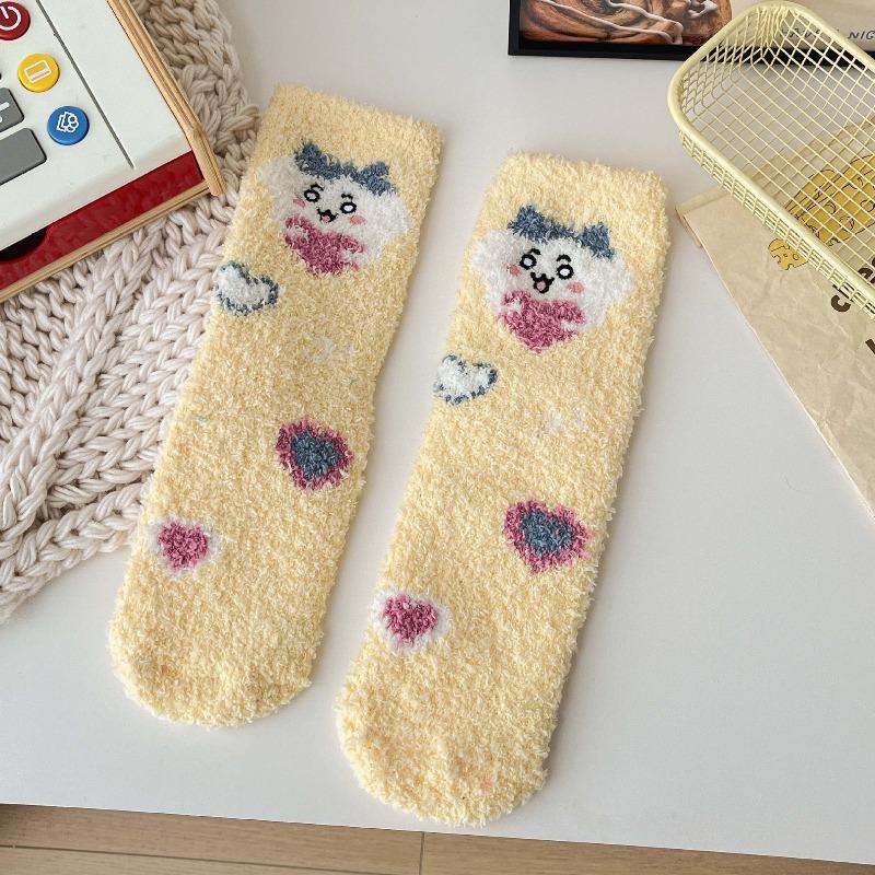 Winter and Autumn Thick Sleeping Coral Fleece Socks for Women, Postpartum Floor Mid-calf Socks with Cartoon Embroidery