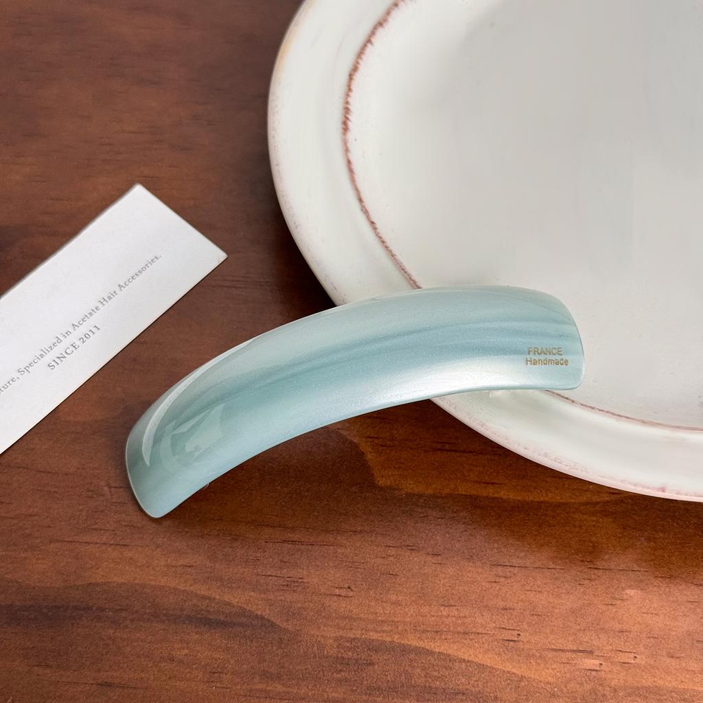 Eyecatching Geometric Hair Claw Clip For Trendy Halfup Hairstyles In Fashionable Shades Women For