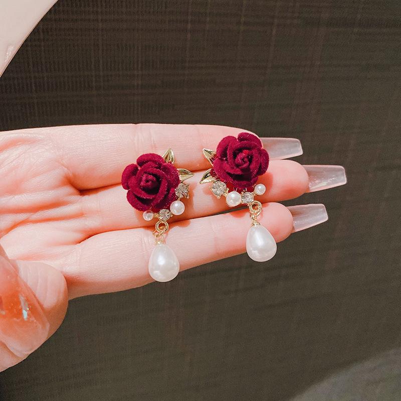 Vintage Red Velvet Flower Pearl Pendant Earrings - Elegant Stud Jewelry for Women