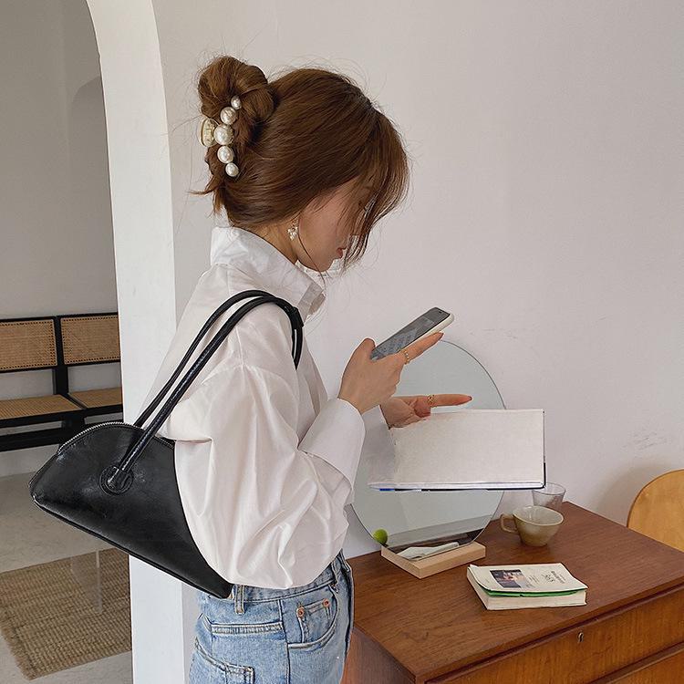 Women's Retro Waxed Leather Baguette Handbag - Niche, Versatile Candy Color Shoulder Bag