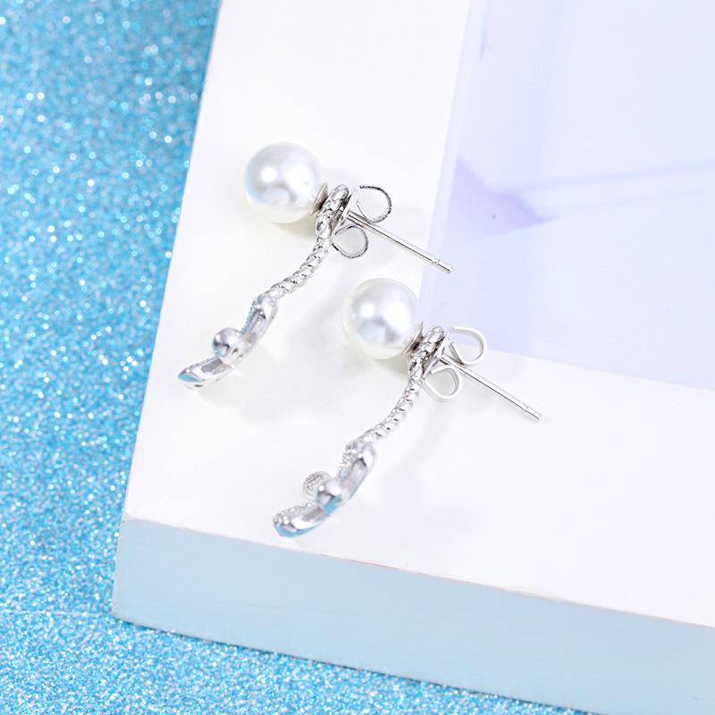 Daisy Ear Jewelry, Temperament Flower Back-hanging Pearl Stud Earrings Women's Silver-plated Jewelry
