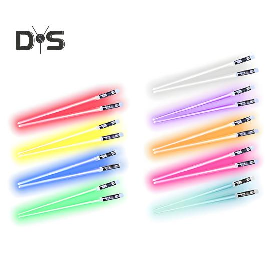 1 par LED lyssabel spisepinner Glødende lysende spisepinner for sushi nudler Glød i mørket spisepinner lyser opp festutstyr