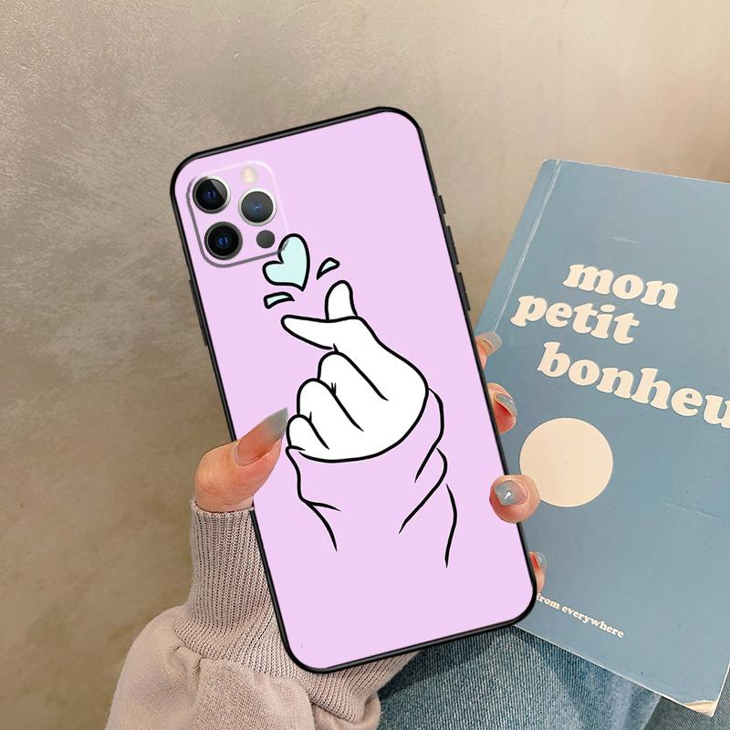 Kpop Hand Finger Heart Case For iPhone 17 Air 15 14 13 12 11 16 Pro Max 13 Mini XR 15 16 Plus 16e Back Cover Shell