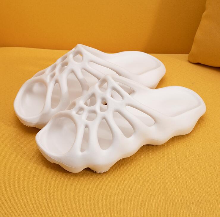 

Fashion 2024 new Home slippers women/men summer fashion skull thick bottom increase indoor couple home soft bottom sandals 36-37 белый