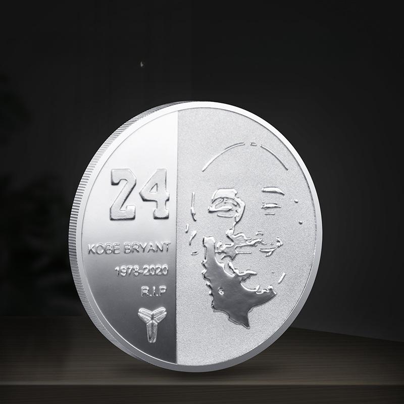 Commemorating NBA Star Kobe Bryant Coin Commemorative Medal Mamba Spirit Symbol Viper Badge Basketball Commemorative Coin No.8 & No.24