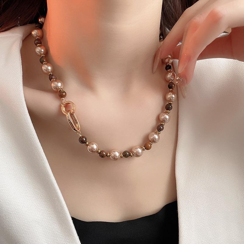 Maillard Tiger Eye Oval Necklace for Women - Light Luxury Autumn/Winter Clavicle Chain Fashion High-End Jewelry