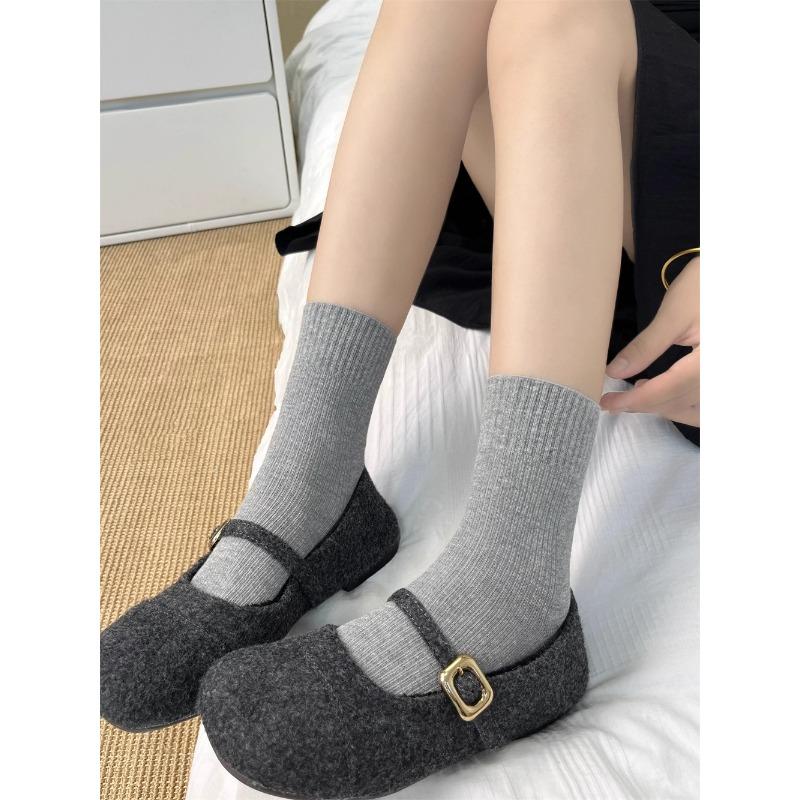 Female Spring and Autumn Simple Pure Color Micro Pressure Thin Boneless Tube Socks