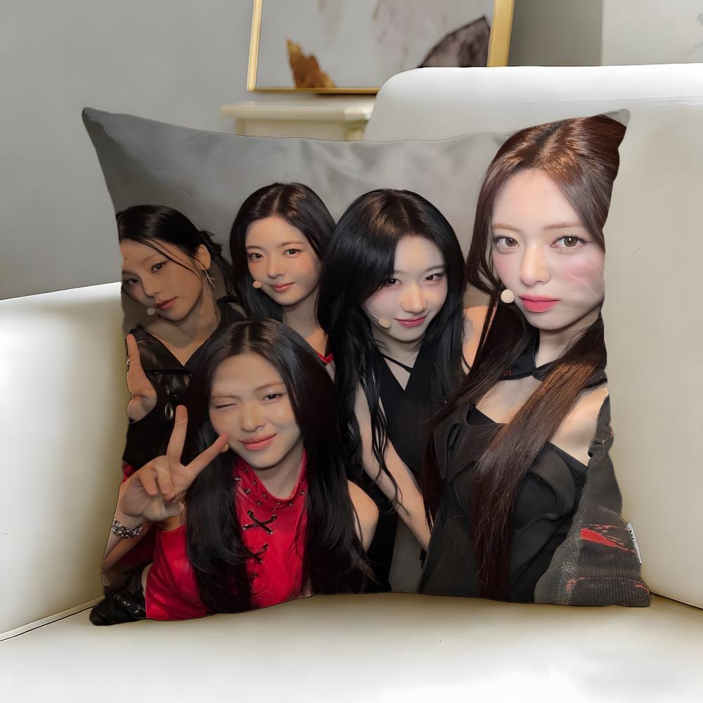 Kpop Style Group Itzy Cushion Cover Soft & Easy-Wash Pillow Case – Versatile For Couch, Bed, Travel And Office