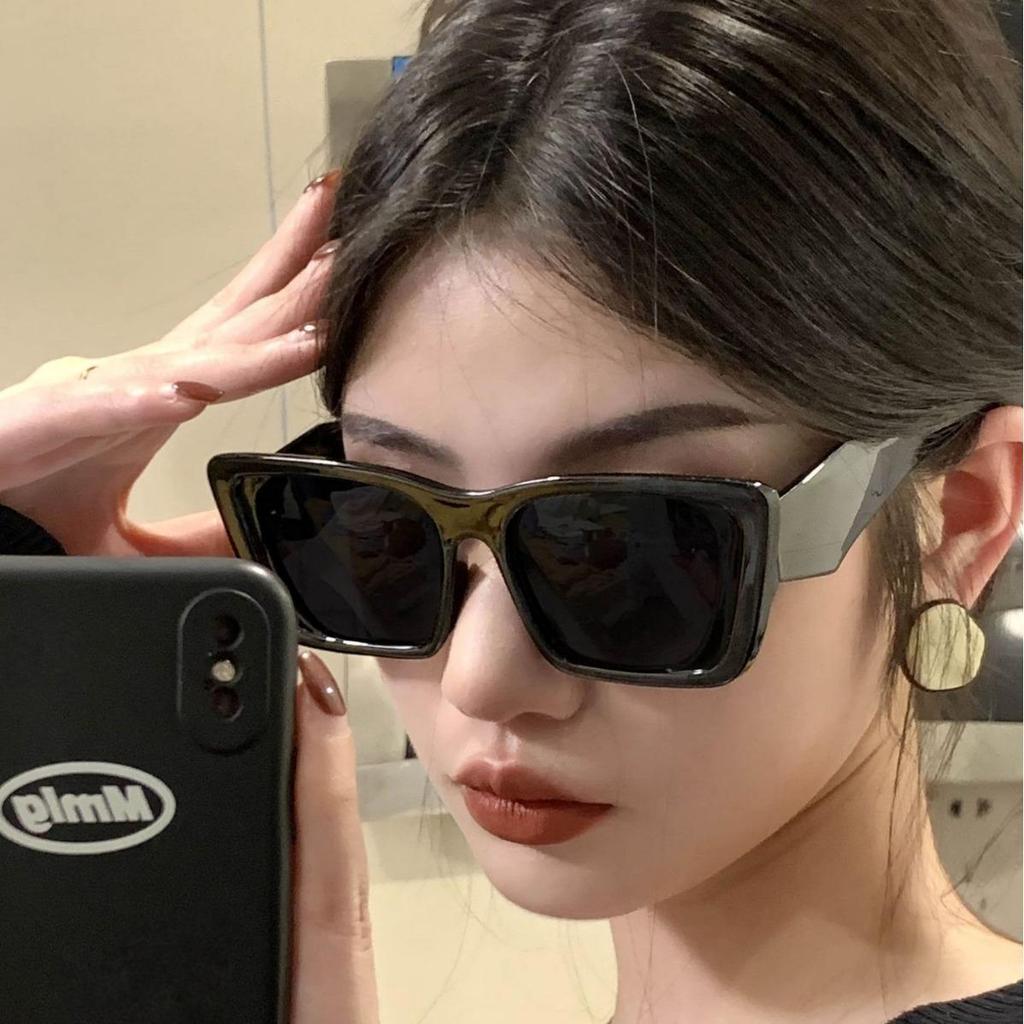 Retro Square Large Frame Sunglasses in Jelly Colors - Trendy Influencer Style