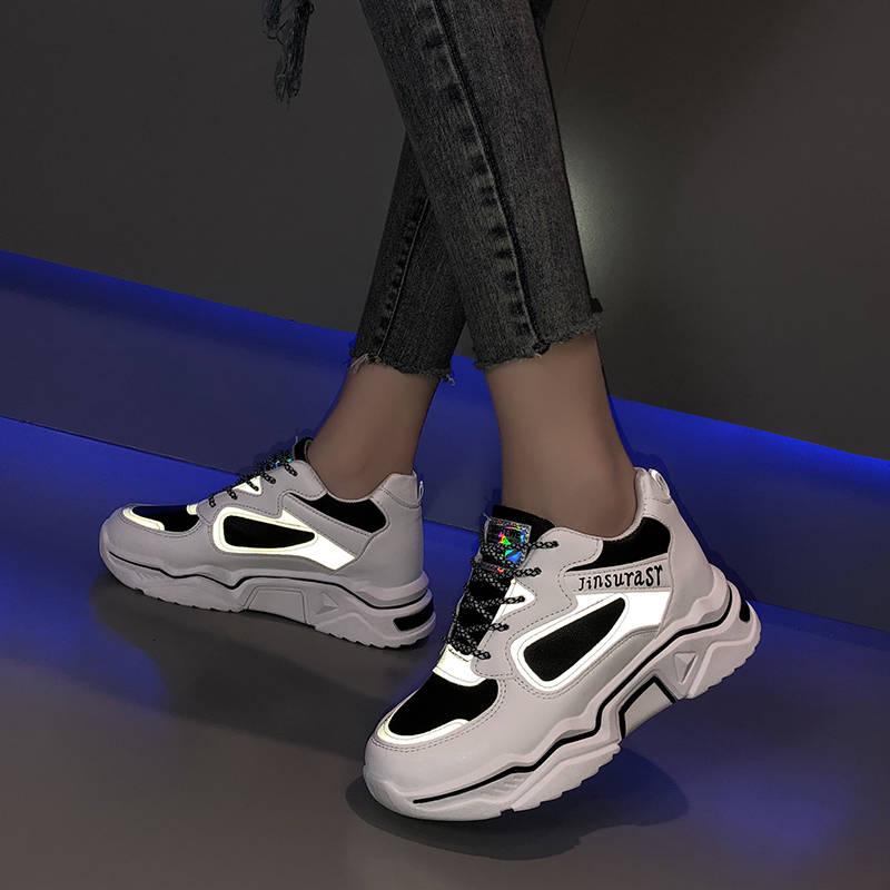 Sneakers bianca con glitter multicolor per donna