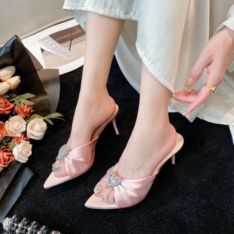 Fashion European And American 2025 Summer New Style Heart-Shaped Water Diamond Pointed-Toe Women'S High-End Thin-Heeled Open-Toe Sandals