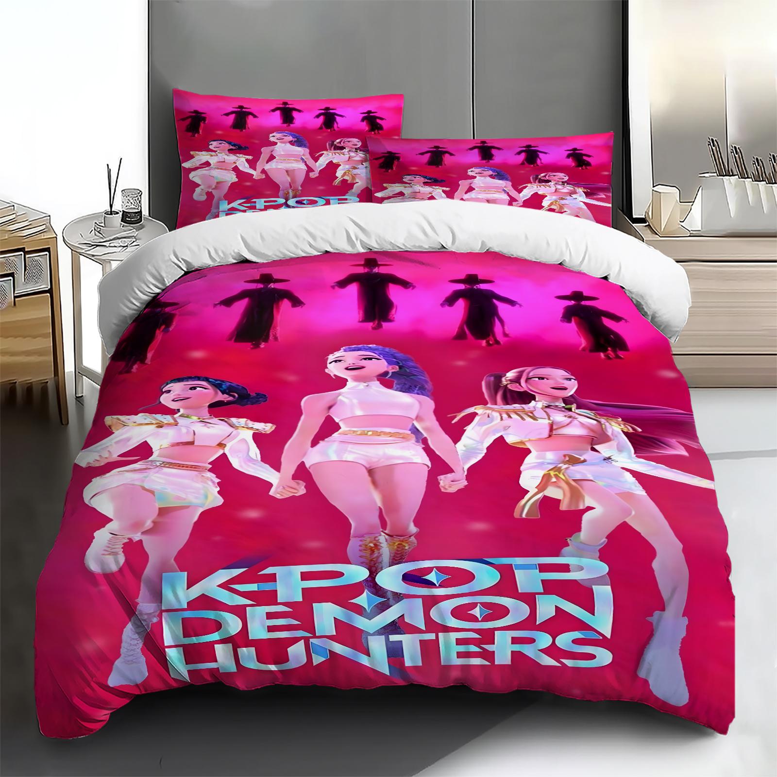 

Пододеяльник с принтом рождественских украшений. Супермягкая матовая микрофибра для двуспальной кровати. Удобный комплект с застежкой-молнией и 2 наволочками. One Size