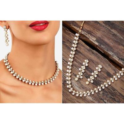 Contemporary Look Pearls Choker Jewellery Set For Wome
