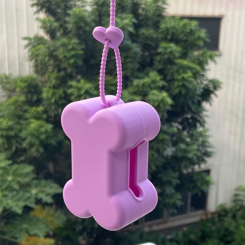 

Силиконовый портативный диспенсер для пакетов для собачьих экскрементов и коробка для хранения мусора в автомобиль