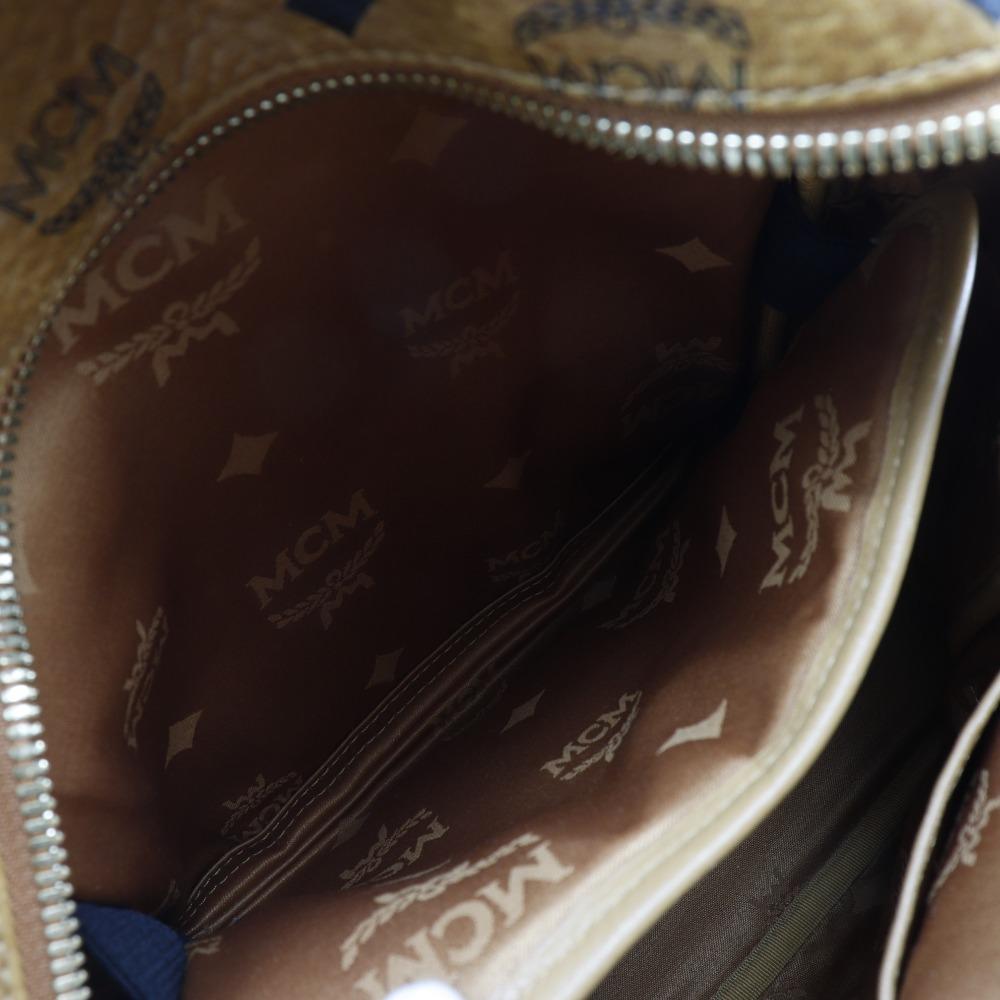 MCM Logogram Rucksack Tagesrucksack MMK2AVE20 Kleine Nieten Braun PVC Damen Gebraucht