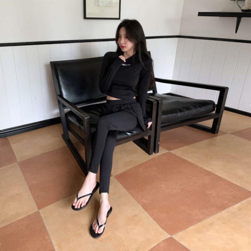 New Arrivals Open Run Women Soft Banded Swim Pants Black Leggings
