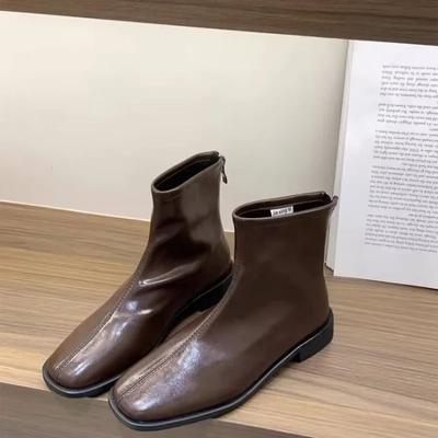 024 Sapatos Femininos de Alta Qualidade Botins Femininos Moda Zíper Traseiro Escritório e Carreira Venda Quente Salto Quadrado Sapatos Sólidos para Mulheres