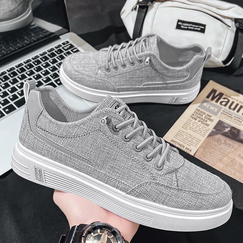 

Холщовые мужские ****** нескользящие на дерьмовой подошве рабочие повседневные кеды мужские дышащие на одной педали старые ******* тряпичные туфли 39