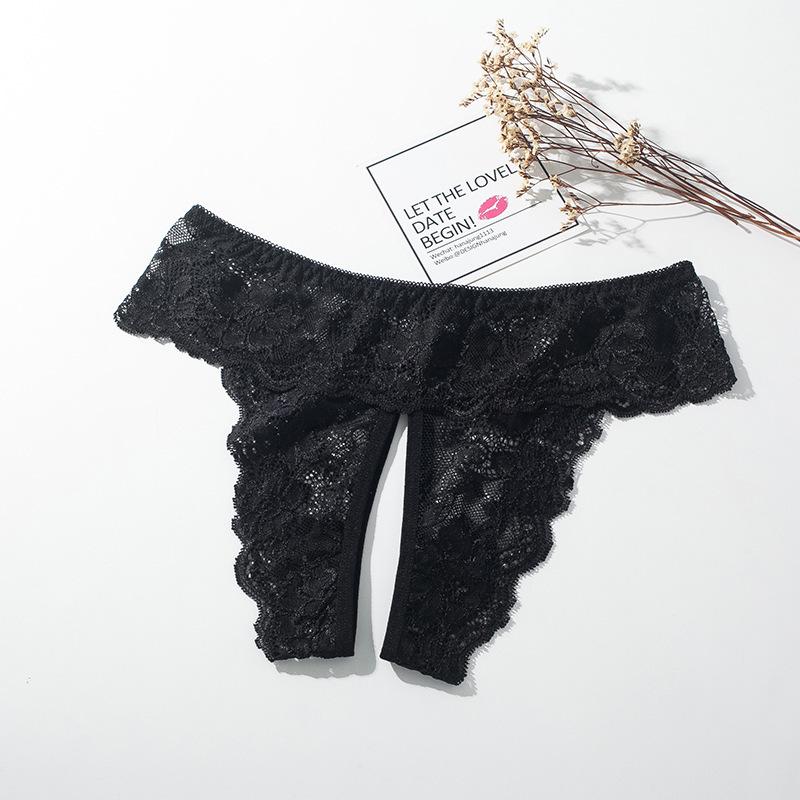 Plus Size Women's Lace Open Crotch Lingerie - Sexy and Flirty for Bedtime