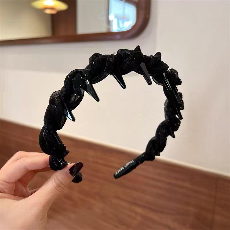 Luxury Rhinestone Star & Butterfly Non-Slip Headband for Women 2025 - Perfect for Outings and Hair Control