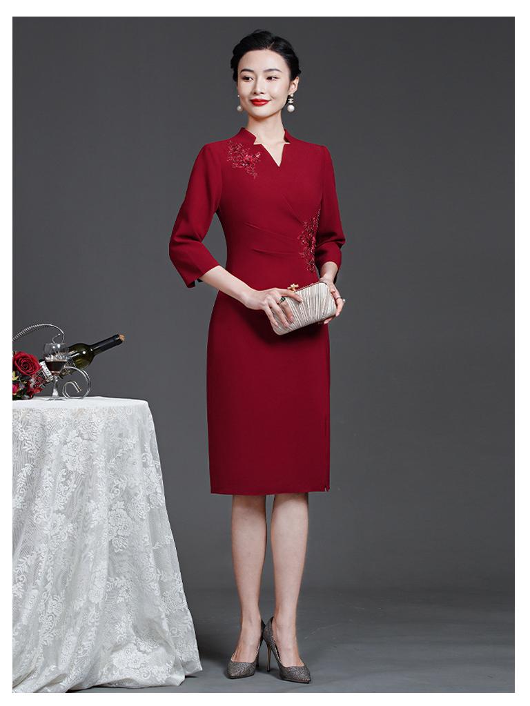 Elegant Wine Red Dress for Middle-Aged and Elderly Women - Mother of the Bride Wedding Banquet Formal Dress
