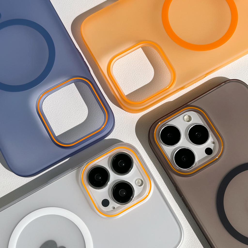 For IPhone 16 ProMax Matte Magnetic Protective Case for Apple 15 Pro Semi Transparent 16E Skin Feel Phone Case