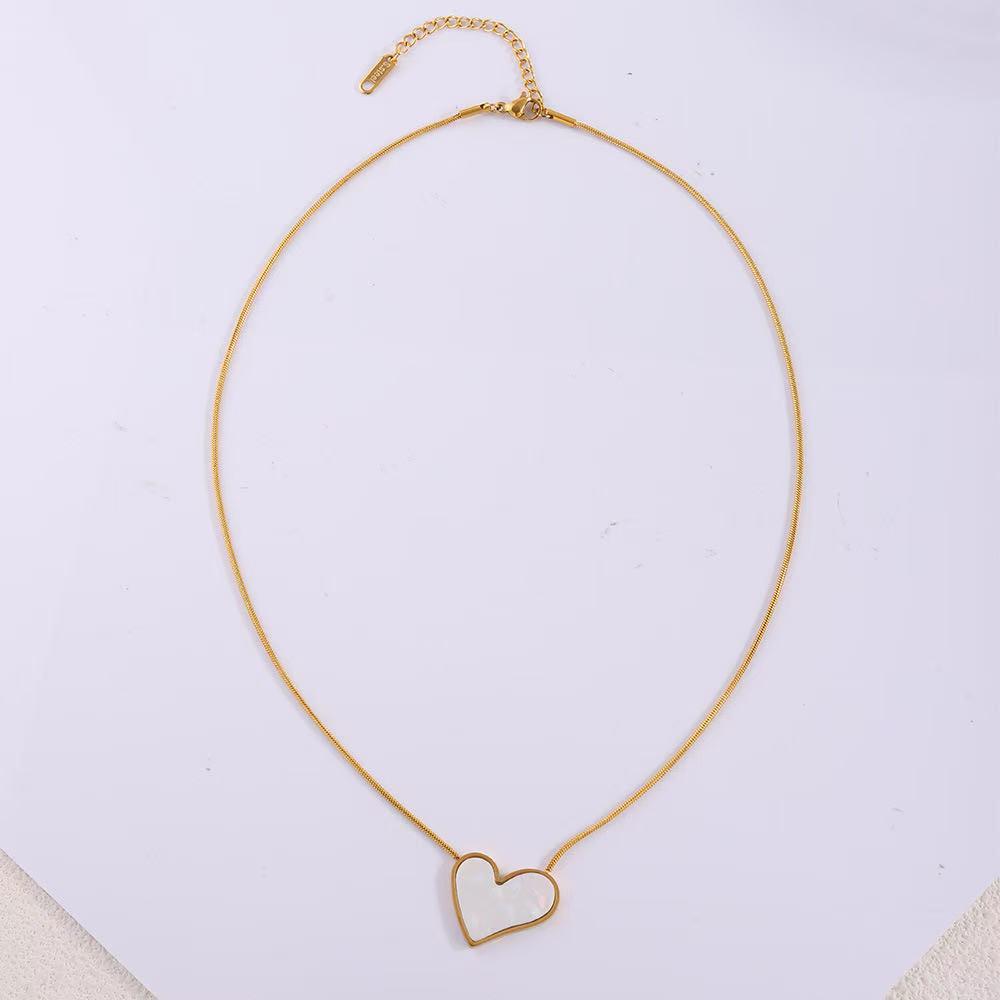 Minimalistisches Herz-Halsketten - Damen Europäische & Amerikanische Mode, Nicht verblassender Titanstahl Schmuck Zubehör