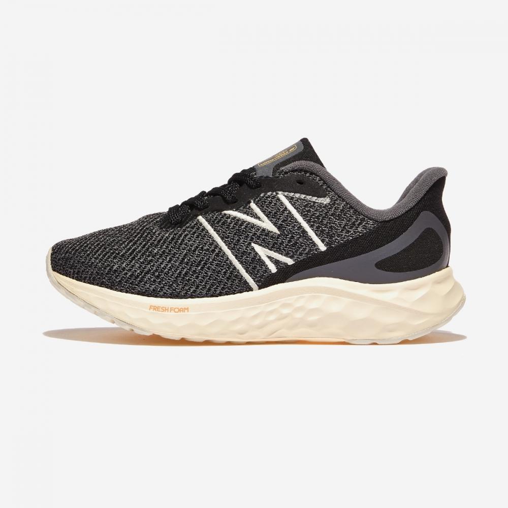 

New Balance WarisaK4 WarisaK4 K4 240